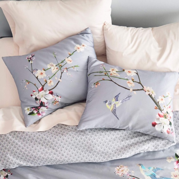 Ted Baker Other - Ted Baker London Flight Of The Orient pillowcases set of 2